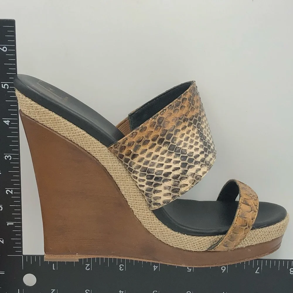 Diane Von Furstenberg Snakeskin Print Wood Wedge Platform Sandals Size 7.5